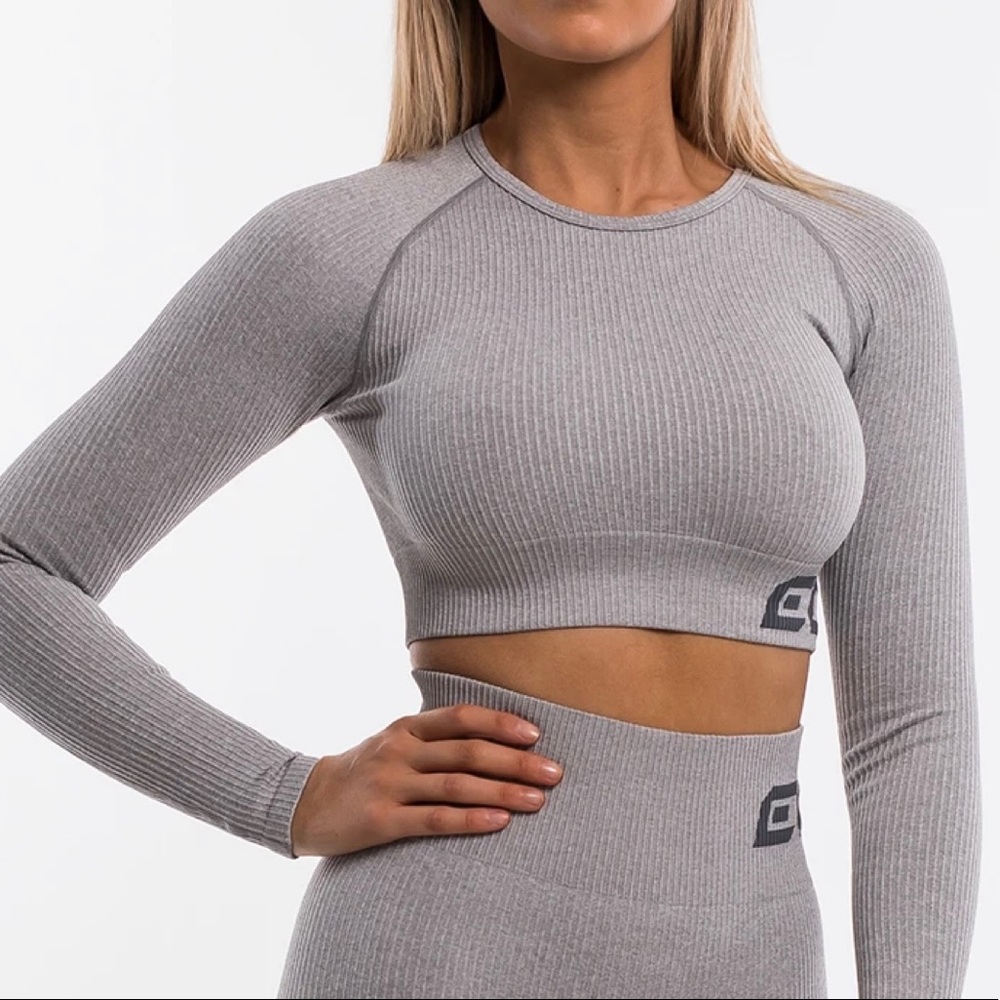 ECHT Arise Comfort Cropped Long Sleeve (xs grey)